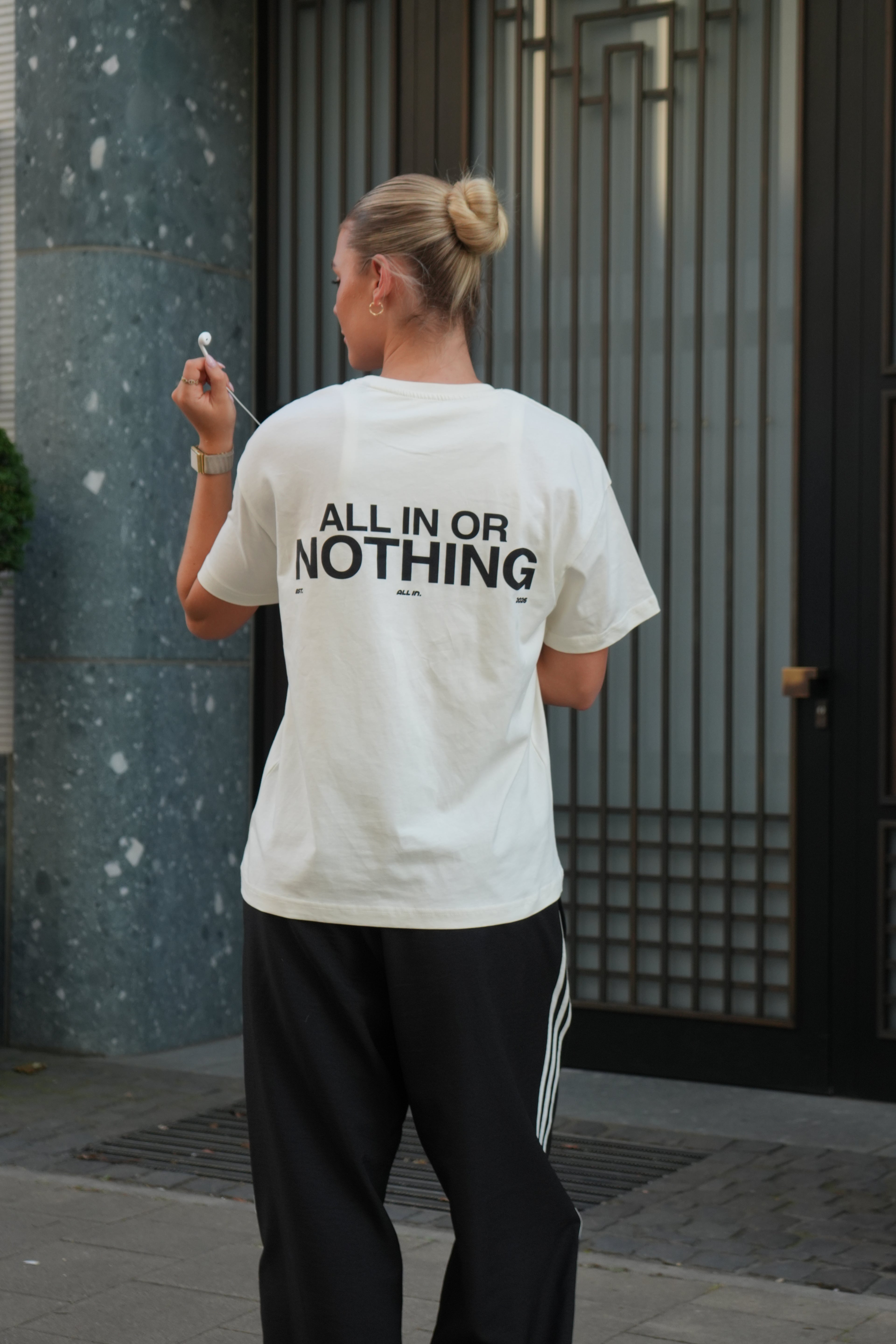 ALL IN OR NOTHING T-SHIRT